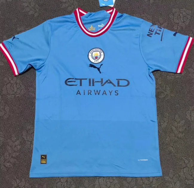 22/23 Manchester City home kit