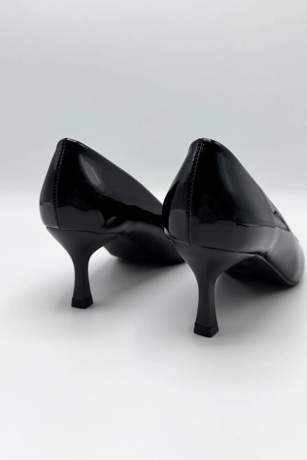 Aranea Pointed Toe Court Shoes in Black