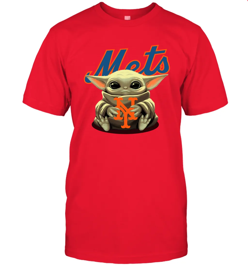 Baby Yoda Hugs Loves The New York Mets Baseball Mens T-Shirt