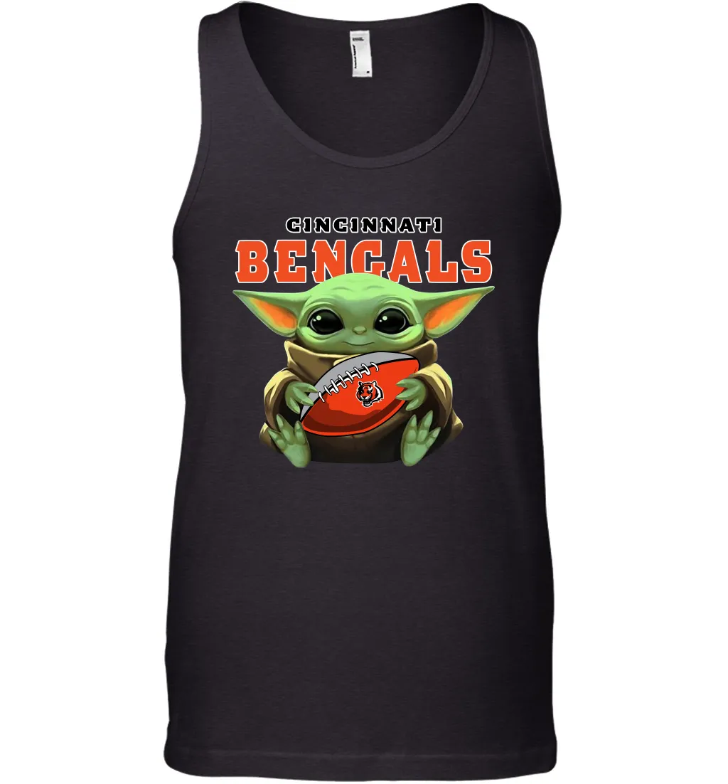 Baby Yoda Loves The Cincinnati Bengals Star Wars Baby Yoda Hugs Bengals NFL Mens Tank Top