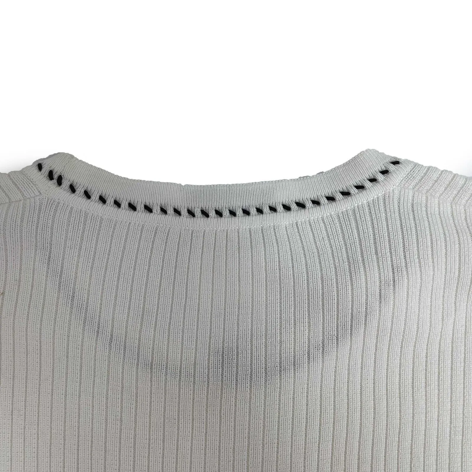 Chanel - Boutique Cropped 1996 Short Sleeve White CC Knitted Ribbed Tee 38 US 6