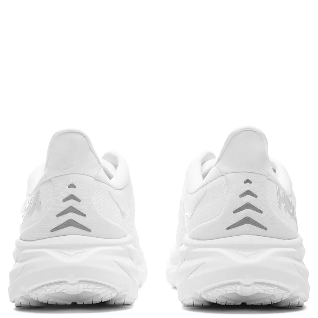 Clifton 8 - White/White