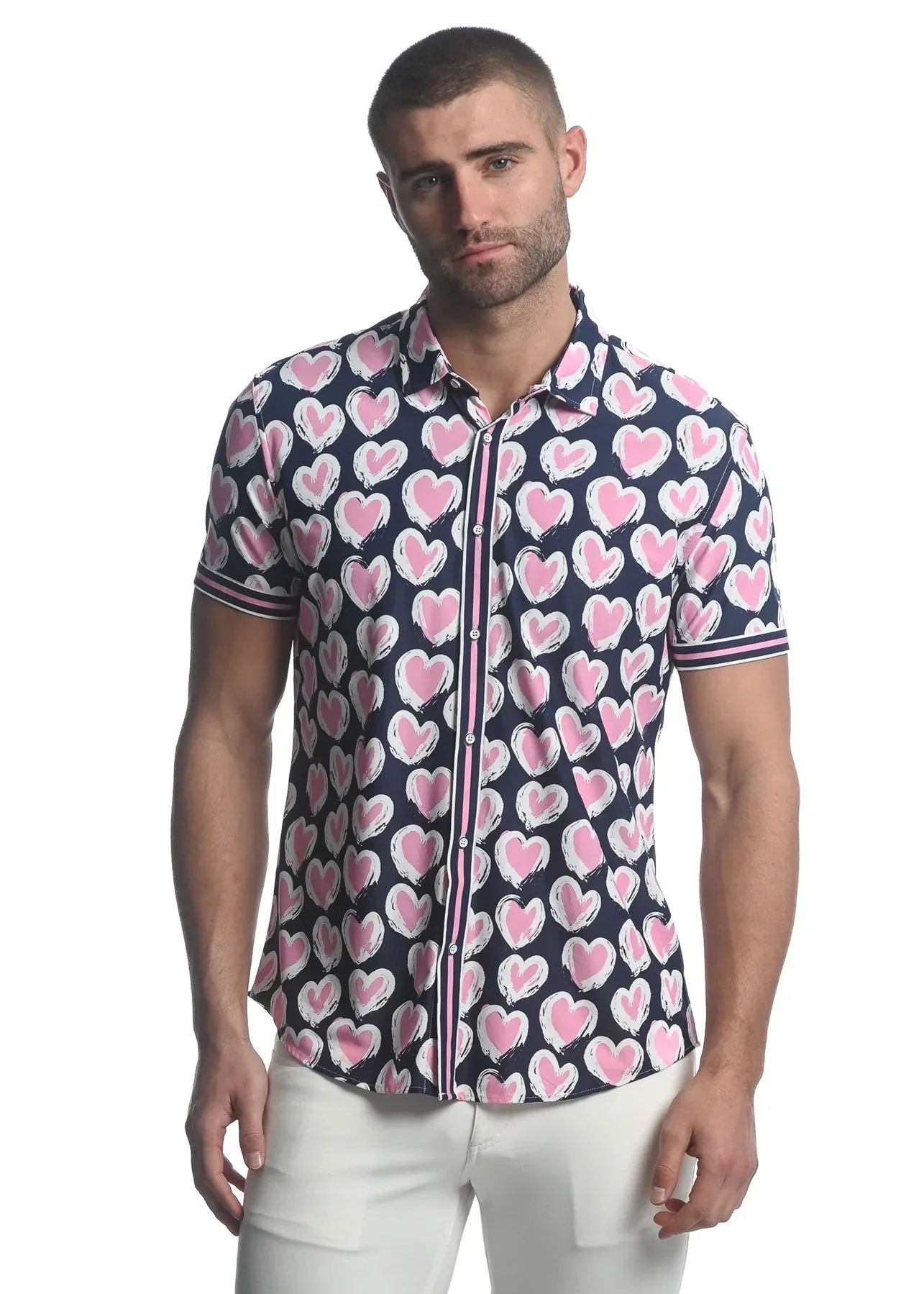 HEARTS PRINTED PERFORMANCE S/S SHIRT