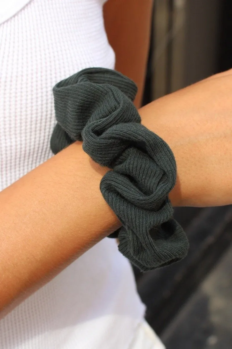 Ribbed Scrunchie