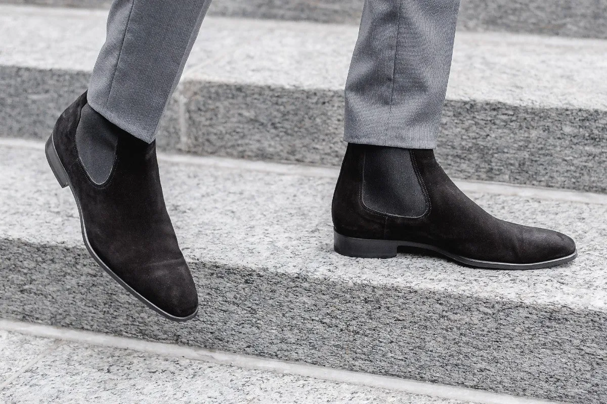 The Dean Chelsea Boot - Nero Suede