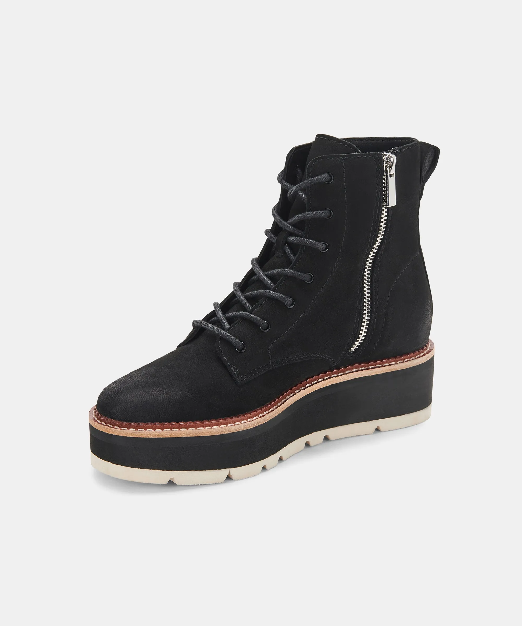 TIG BOOTS BLACK NUBUCK re:vita